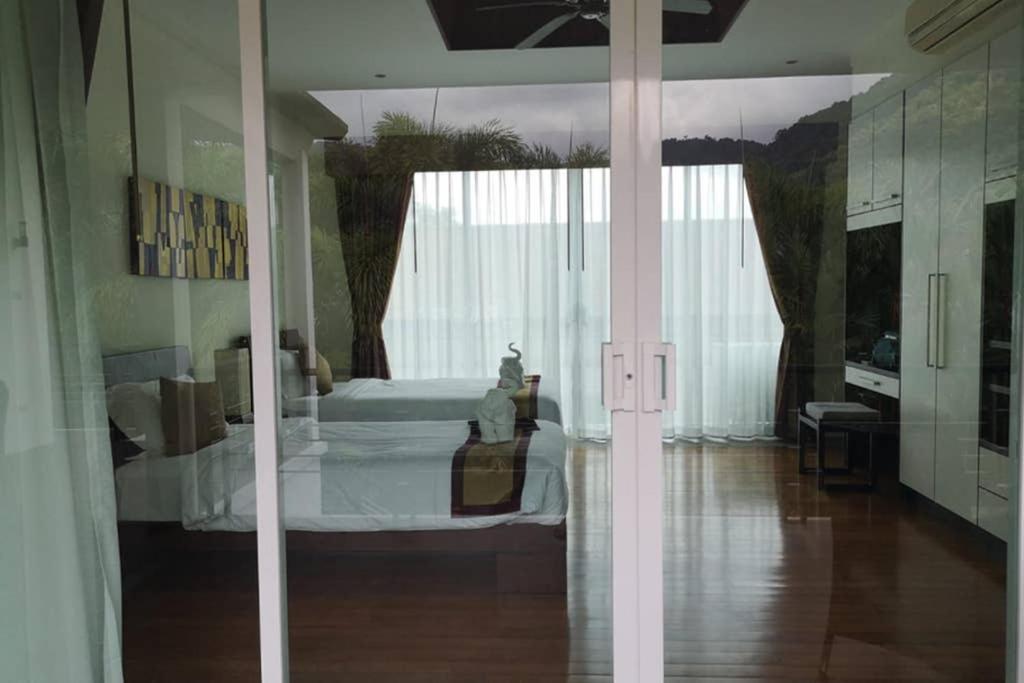 4 Bedroom Villa Kamala Beach Phuket Exteriör bild