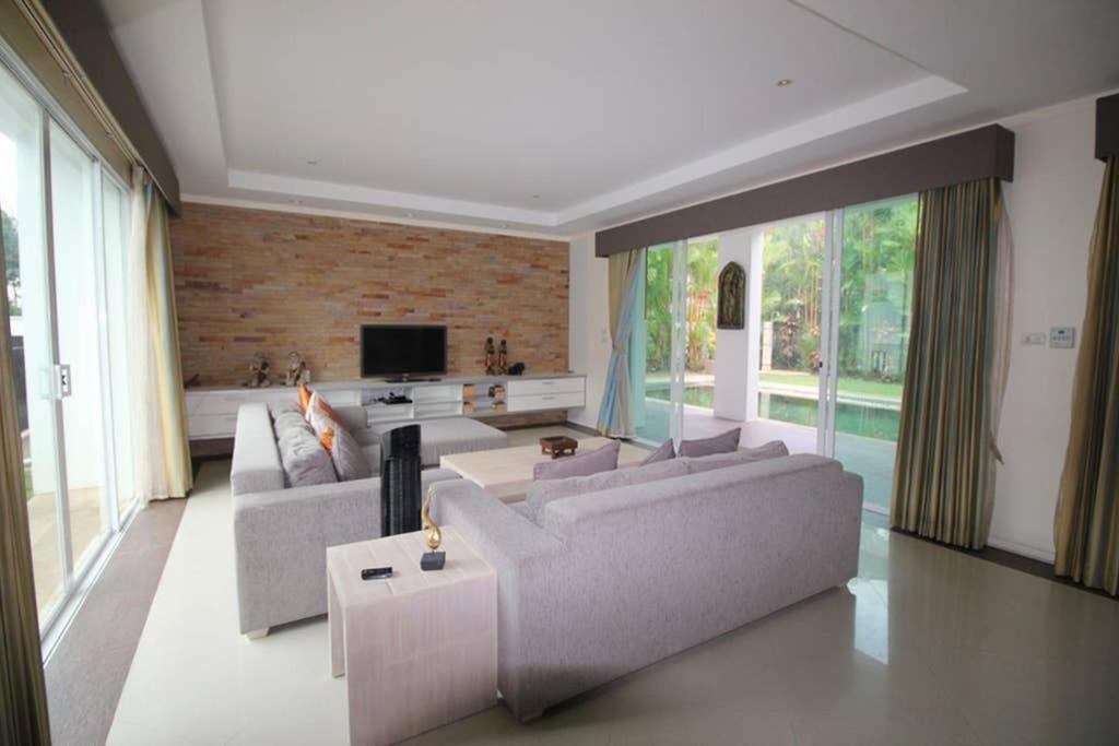 4 Bedroom Villa Kamala Beach Phuket Exteriör bild