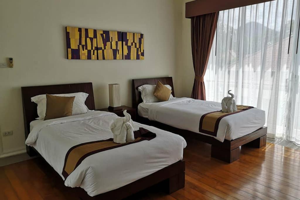 4 Bedroom Villa Kamala Beach Phuket Exteriör bild
